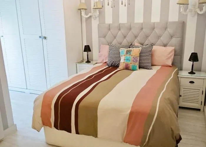 Luminoso Apartamento de Diseño en Paseo Imperial